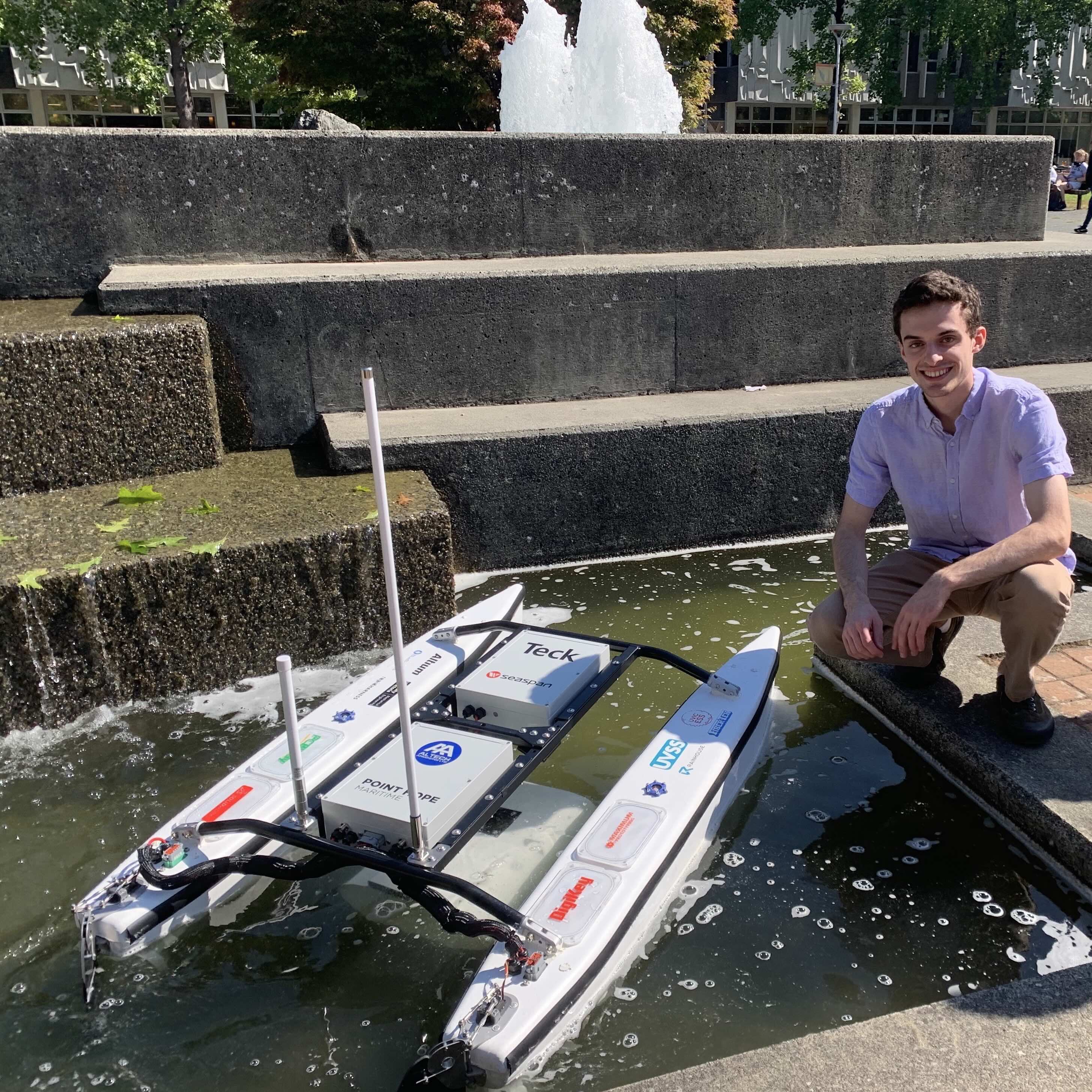 Microplastic Collecting Unmanned Surface Vehicle
